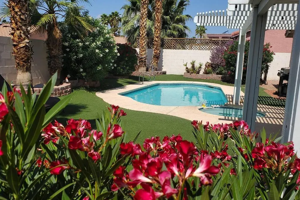 Comfortable Family Home Las Vegas